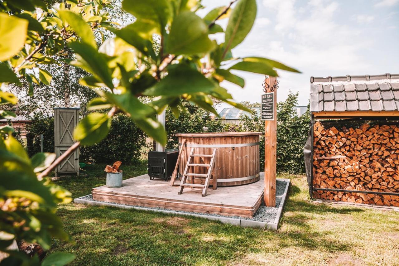 Crash'Nstay - 'T Silo Huis Sprang-Capelle Exterior foto
